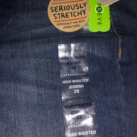 Aeropostale Ripped Skinny Jeans| Small, blue and stretchy to fitting size! - Picture 4 of 4